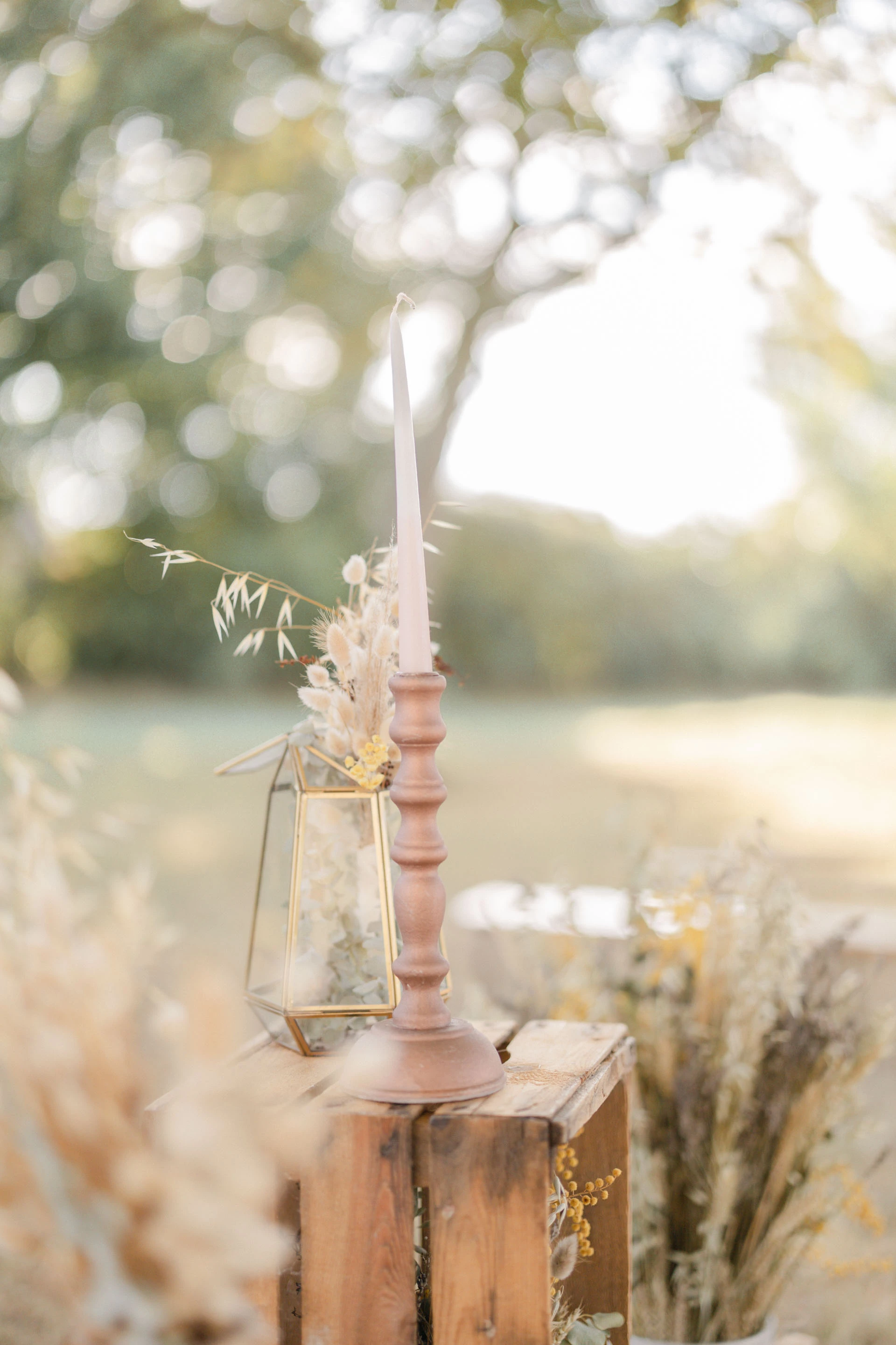 bougie marron beige gris